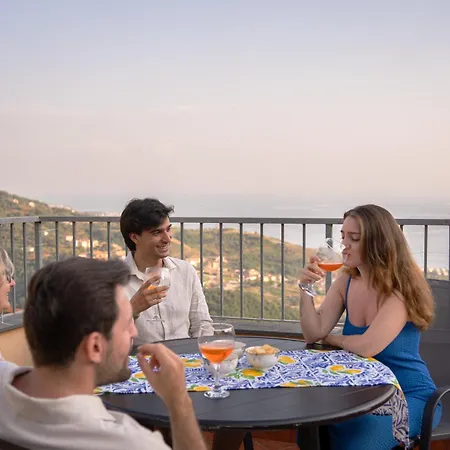 Dino, Casa Con Vista Panoramica A 8 Minuti Dal Centro Di Apartment Diamante