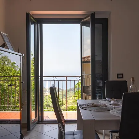 Dino, Casa Con Vista Panoramica A 8 Minuti Dal Centro Di