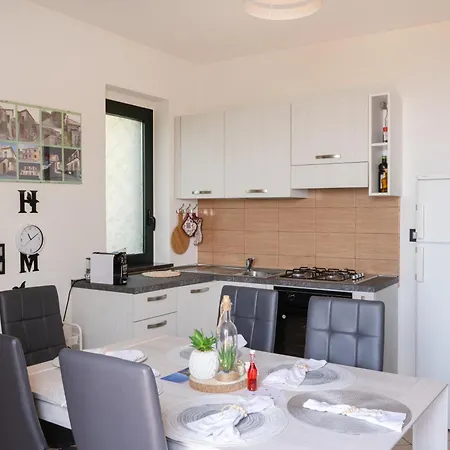 Dino, Casa Con Vista Panoramica A 8 Minuti Dal Centro Di * Diamante