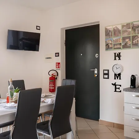 Dino, Casa Con Vista Panoramica A 8 Minuti Dal Centro Di Apartment Diamante