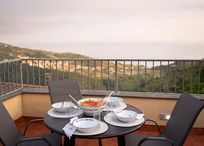 Dino, Casa Con Vista Panoramica A 8 Minuti Dal Centro Di Apartamento *