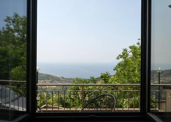 Dino, Casa Con Vista Panoramica A 8 Minuti Dal Centro Di Diamante