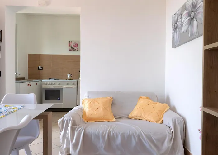 公寓 Dino, Casa Con Vista Panoramica A 8 Minuti Dal Centro Di *