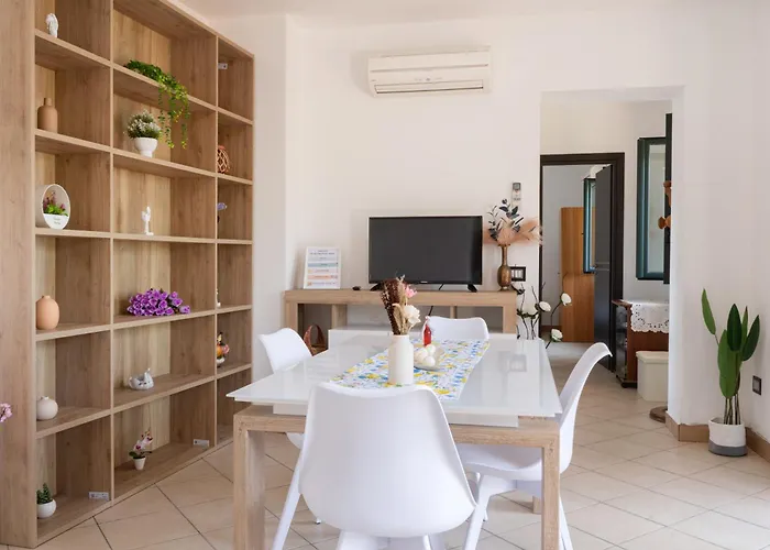 Dino, Casa Con Vista Panoramica A 8 Minuti Dal Centro Di *