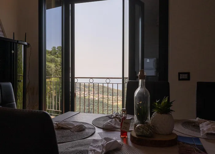 Dino, Casa Con Vista Panoramica A 8 Minuti Dal Centro Di *