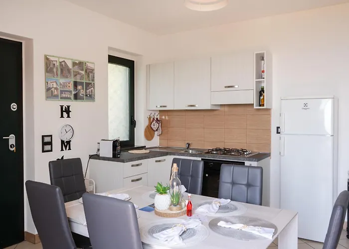 Dino, Casa Con Vista Panoramica A 8 Minuti Dal Centro Di * 迪亚曼特